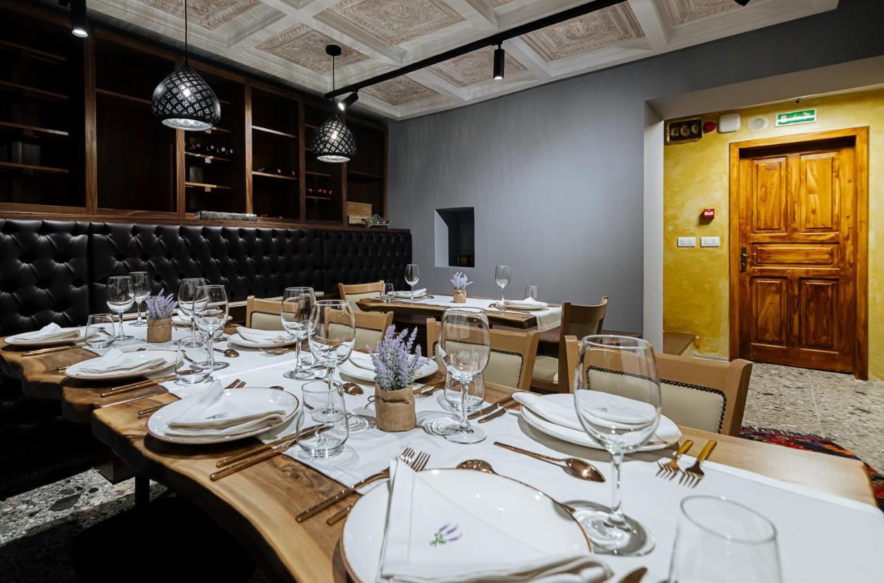 Tresor Art Boutique Hotel